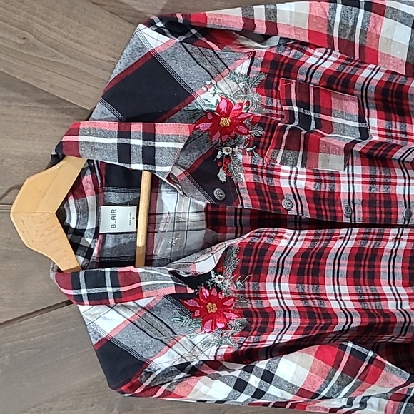 Blair Tops Nwt Blair Flannel With Embroidered Poinsettia M Poshmark
